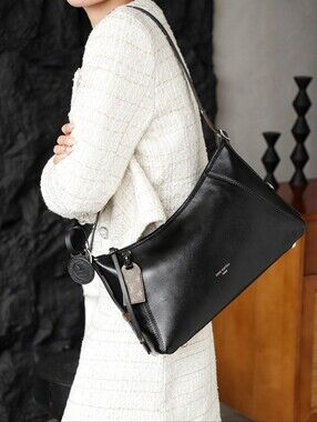 MSRP$3,600 Brand NEW! Louis VUITTON LV CarryAll East-West Leather M28160 W/COA